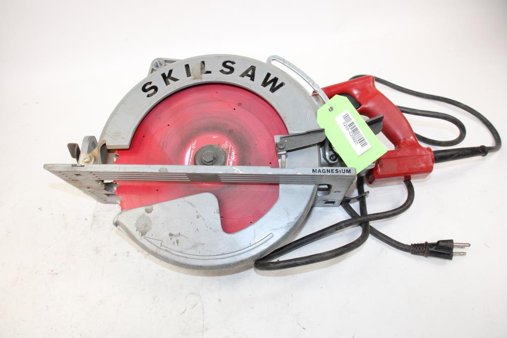 Skilsaw Worm Drive Circular Saw Property Room