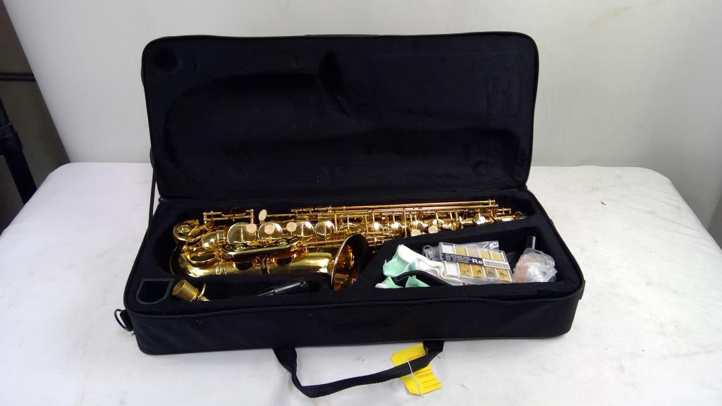 Slade Alto Saxophone In Case