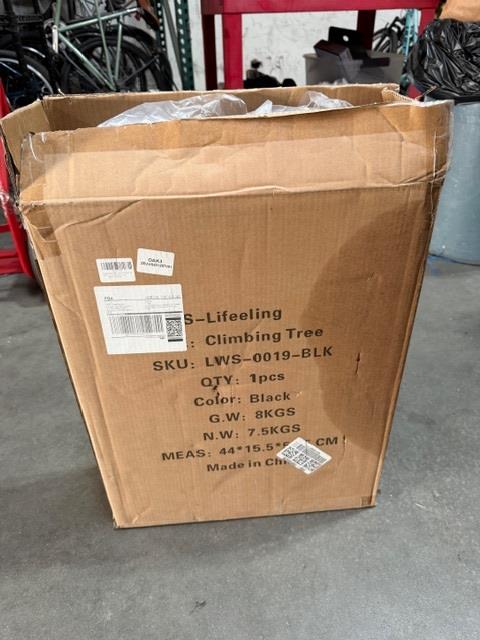 S-Lifeeling Cat Climbing Tree