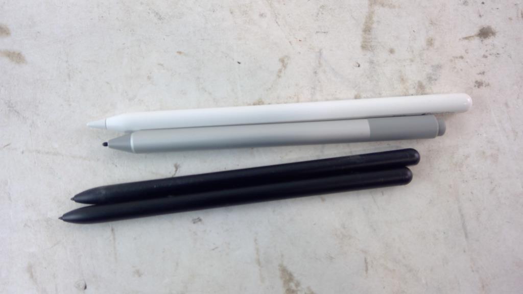 Smart Pens For Phones And Tablets 4 Pieces | Property Room