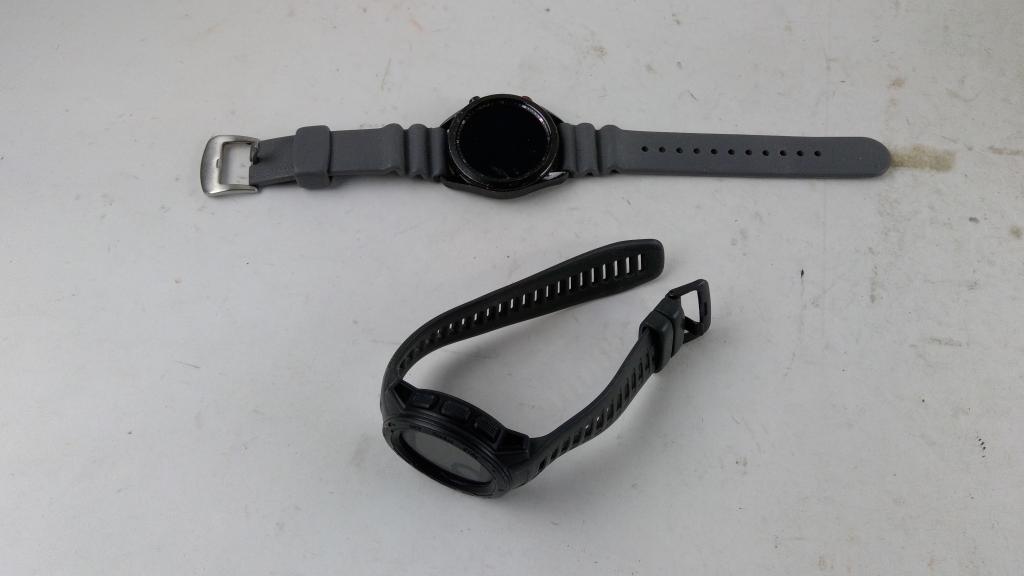 Smartwatches 2 Pieces