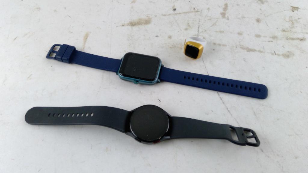 Smartwatches And More 3 Pieces