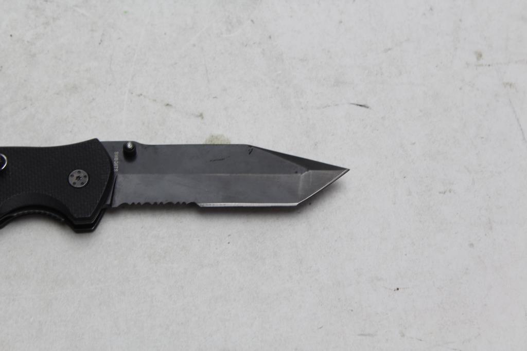 Smith & Wesson Border Guard Folding Knife Property Room