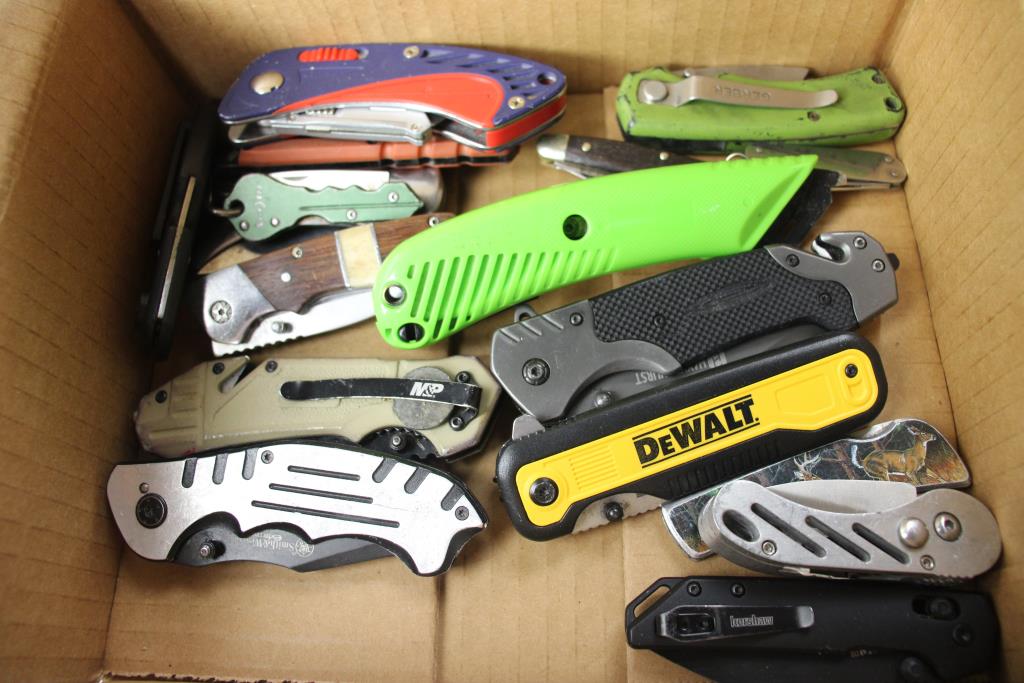 Smith & Wesson, Uline, Gerber, And More Folding Knives, 22 Pieces