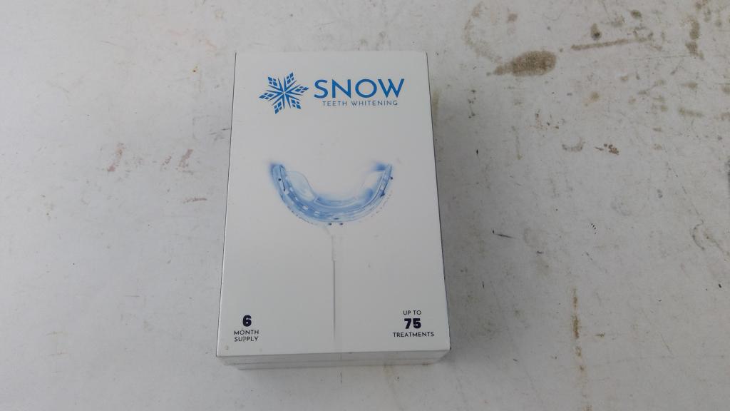 Snow Teeth Whitening