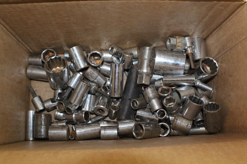Socket Wrench, Box Cutter, And More, 10+ Pieces Property Room
