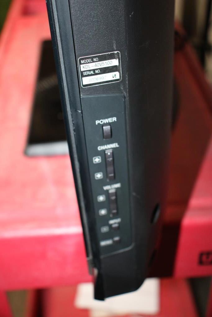 Sony Bravia V Series 40" LCD HDTV Property Room