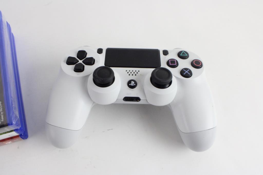 Sony Playstation 4 Games And Controller, 4 Pieces Property Room