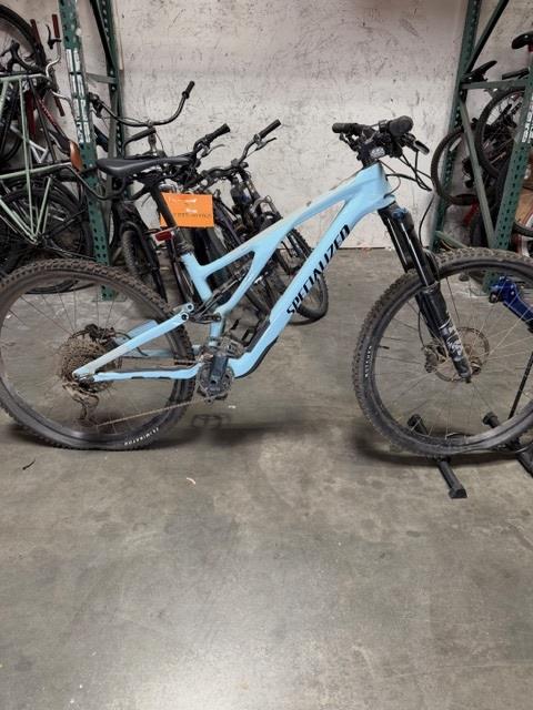 Specialized Stumpjumper EVO Comp Full Suspension 29 Inch Mountain Bike