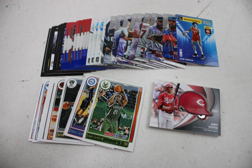 Sports Trading Card Lot, 30+ Cards