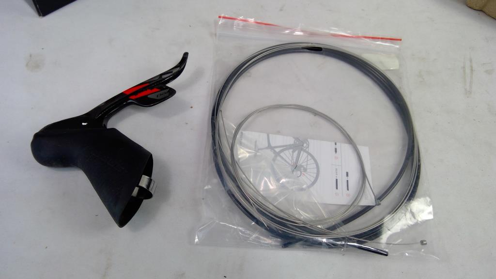 SRAM Red DoubleTap Control Right Bicycle Shift And Break Lever