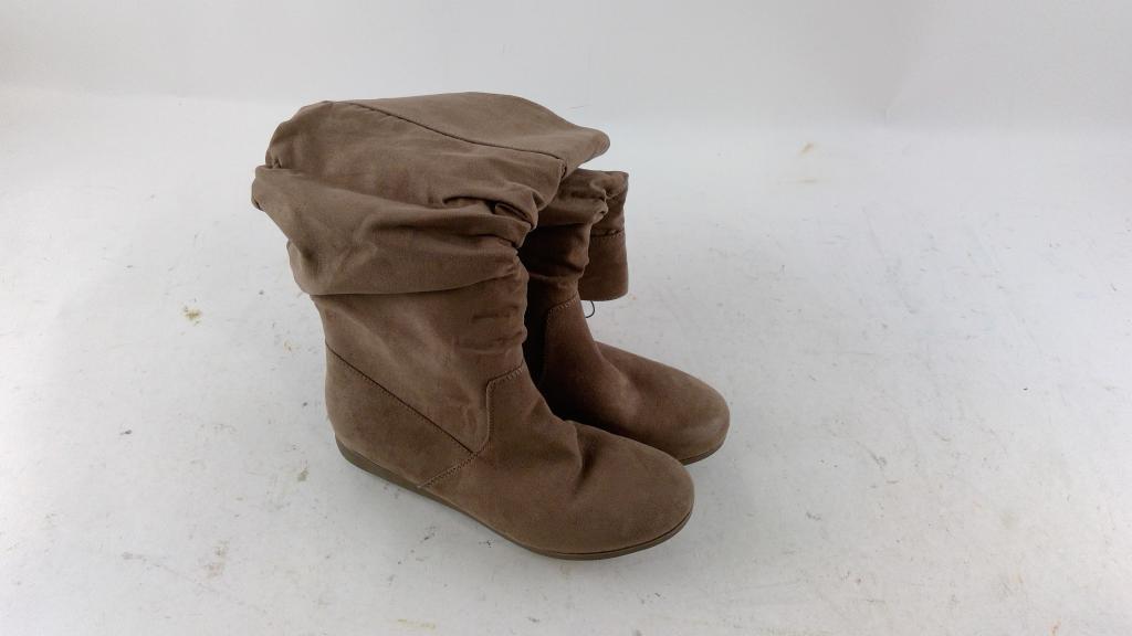 St Johns Bay Womens Boots Size 7