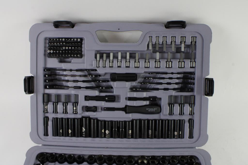 Stanley 201Piece Black Chrome Universal Mechanics Tool Set Property Room