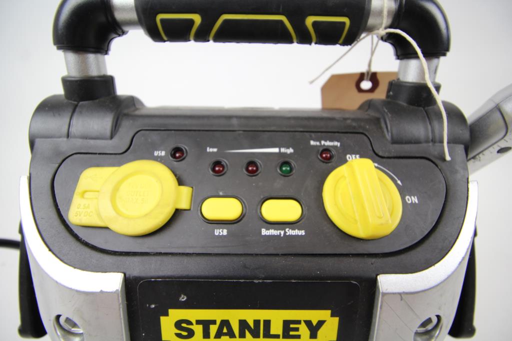 Stanley 450 AMP JumpStart System With Compressor Property Room