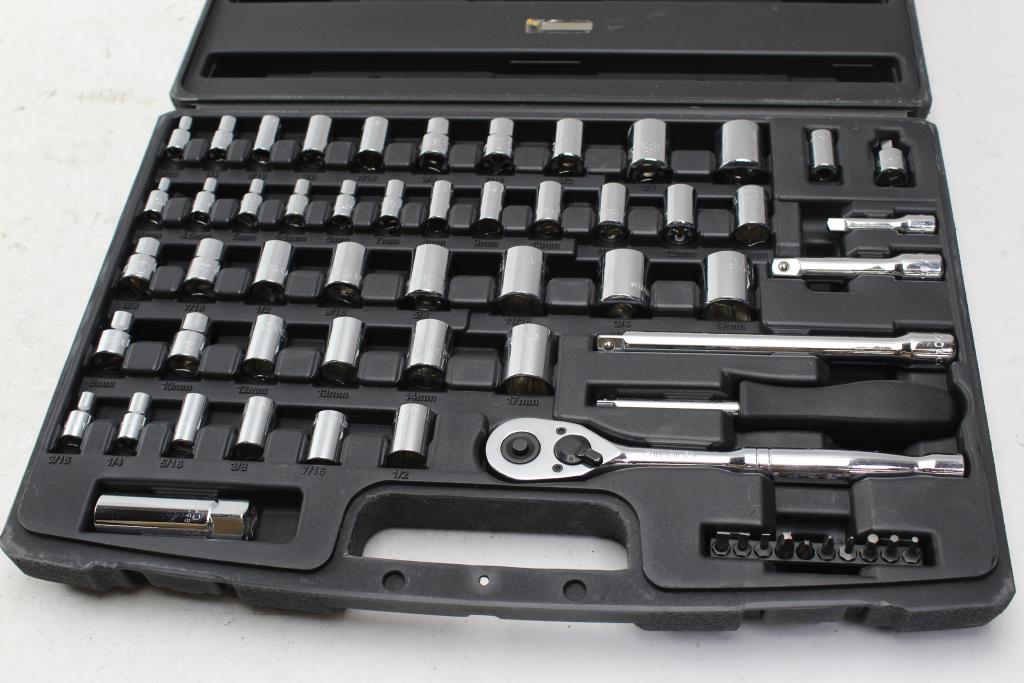 Stanley 92809 60Piece Socket And Ratchet Set Property Room