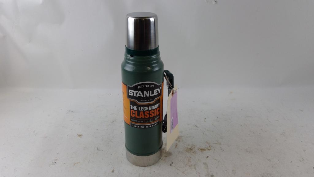 Stanley Vacuum Water Bottle