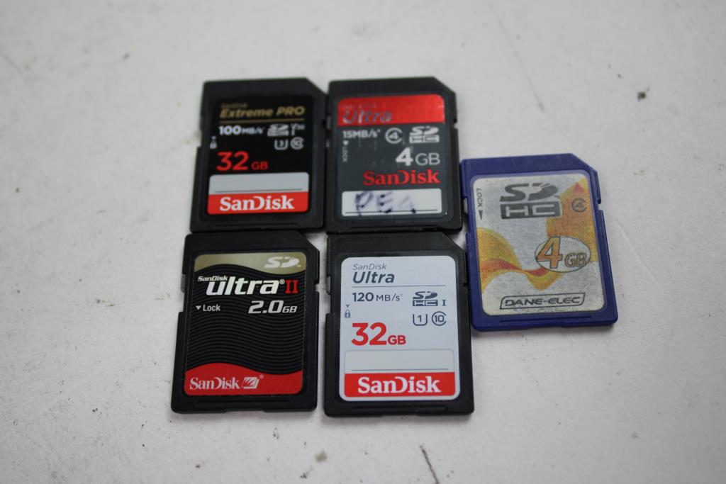 Staples Flash Drive, SD, SDHC Cards 2GB - 32GB, 6 Pieces