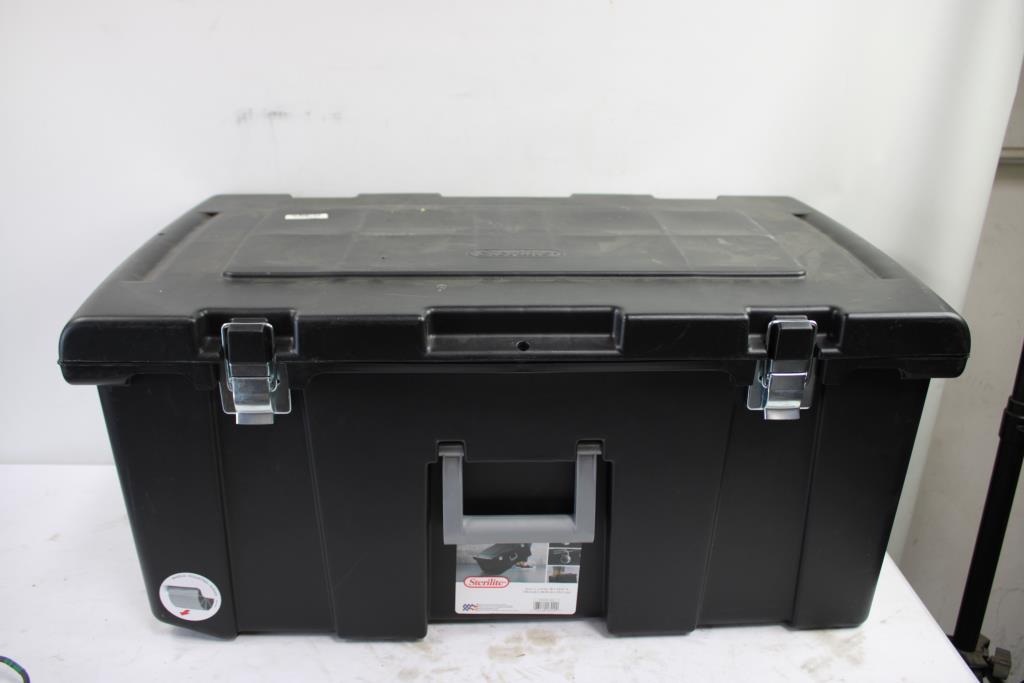 Sterilite Rolling Storage Container
