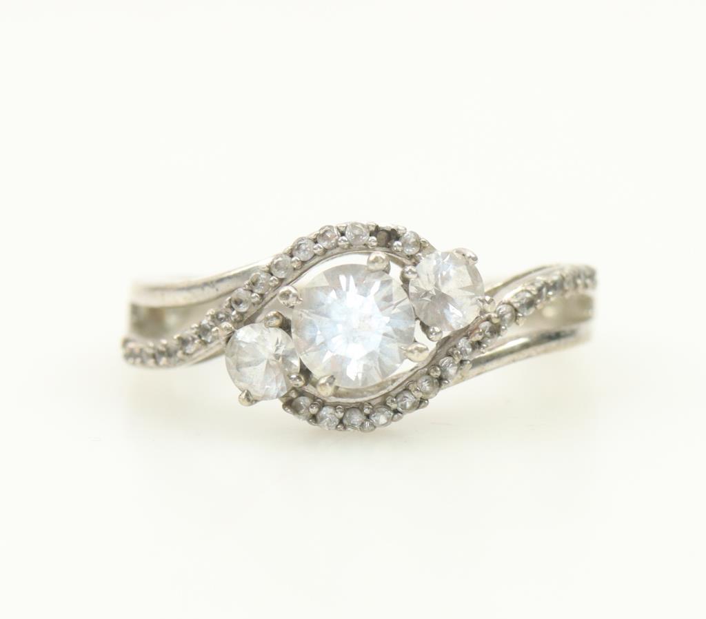 3 Carat Moissanite Zircon 925 Sterling Silver Bypass Ring