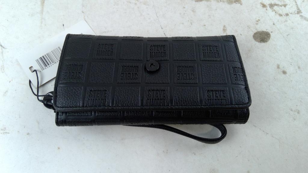 Steve Madden Wallet