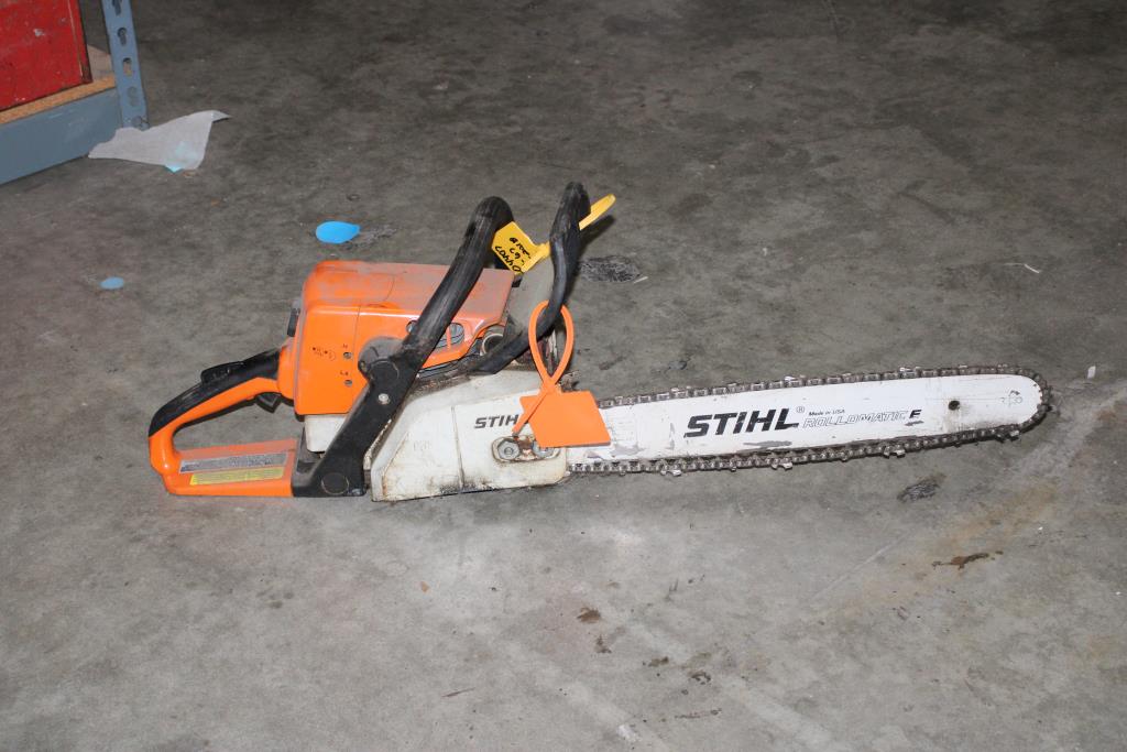 Stihl MS 250 Gas Chainsaw Property Room
