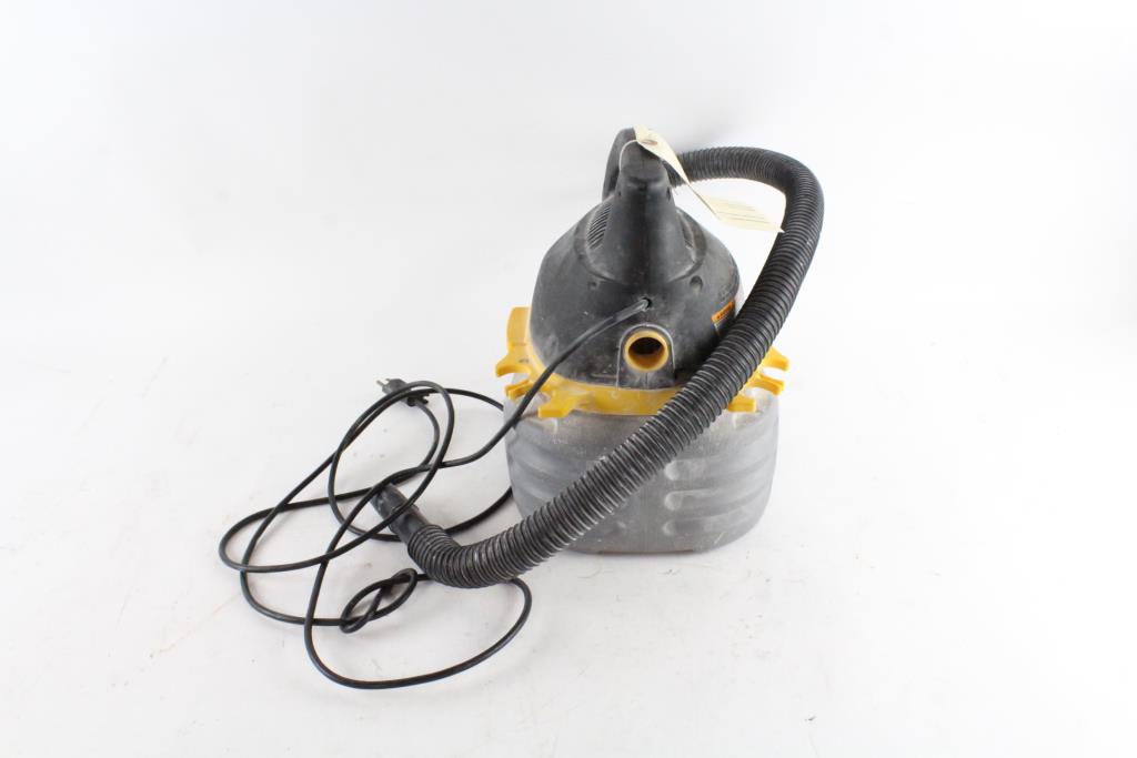 Stinger Wet/Dry Vacuum Property Room
