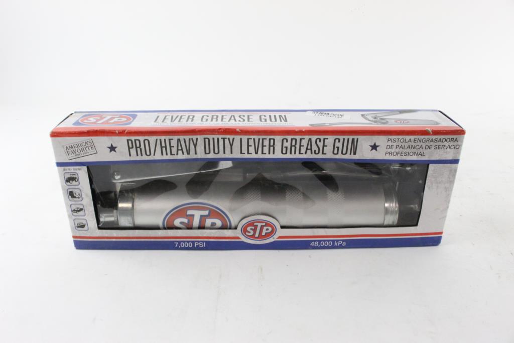 STP Pro/Heavy Duty Lever Grease Gun Property Room