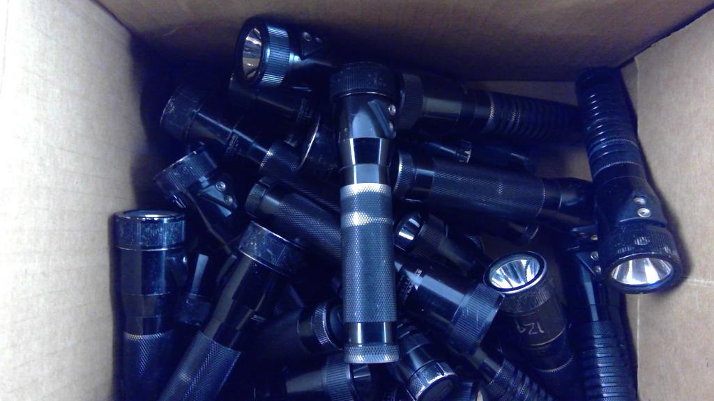 Streamlight Flashlights, 10+ Pieces | Property Room