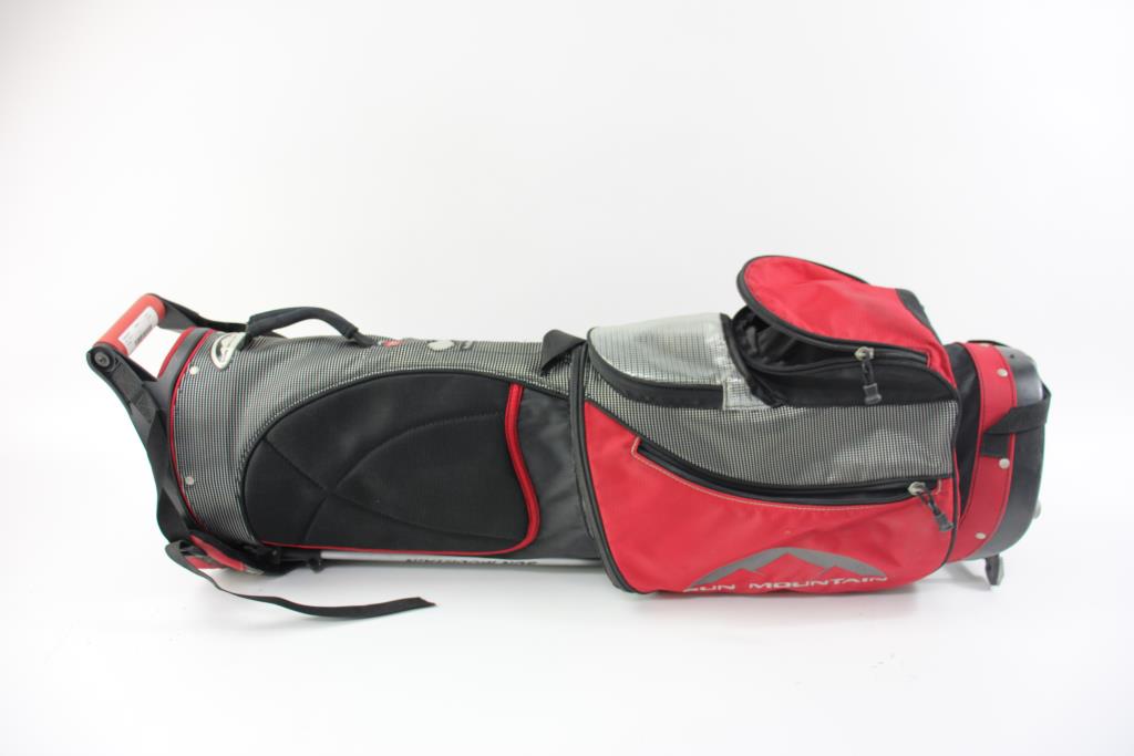 Sun Mountain Golf Bag Property Room
