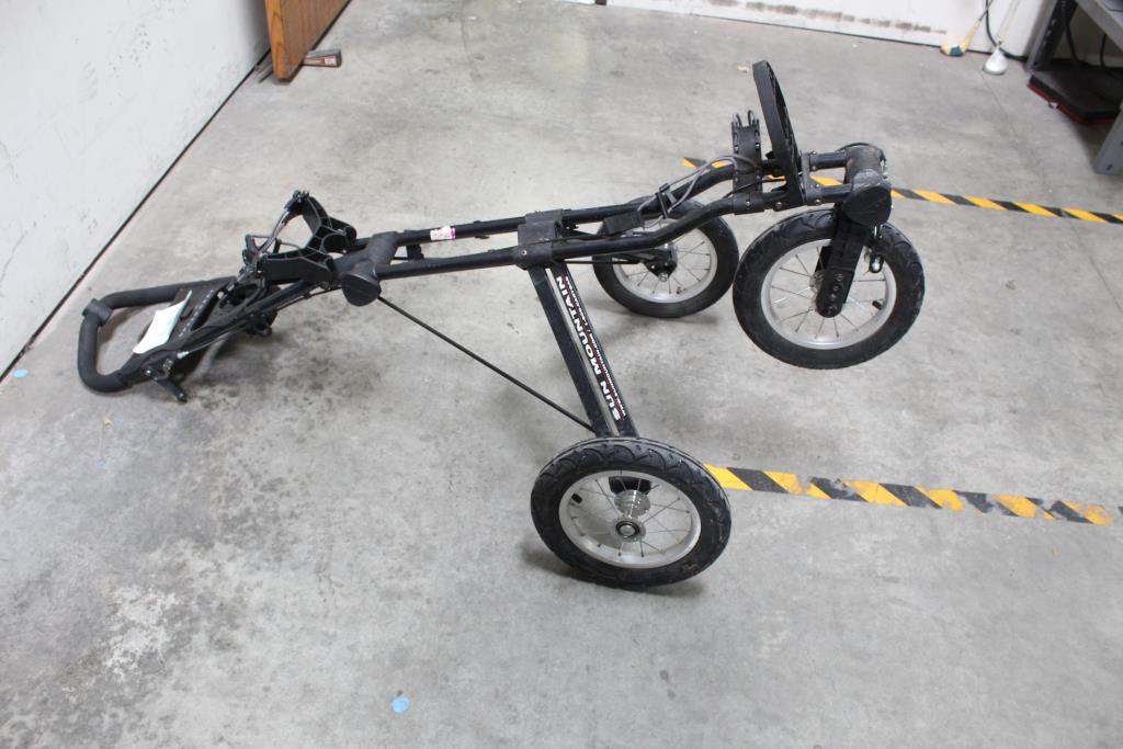 Sun MountainSpeed Cart Golf Bag Carrier Property Room