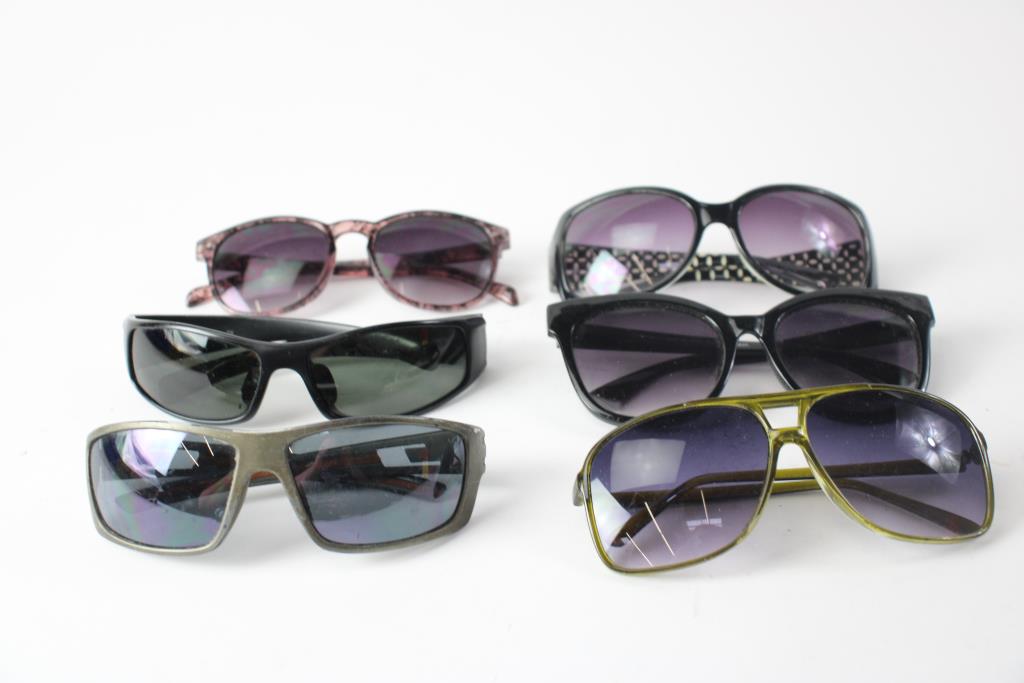 Sunglasses And Eyeglasses Bulk Lot, 12 Pieces Property Room