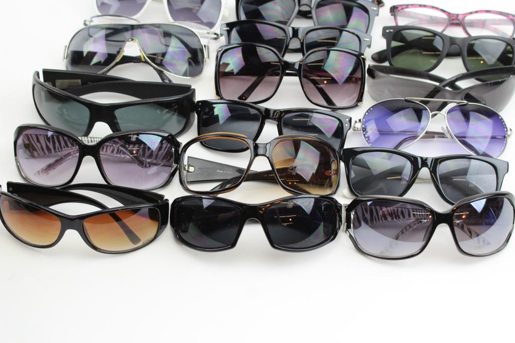 Sunglasses And Eyeglasses Bulk Lot, 15+ Pieces Property Room