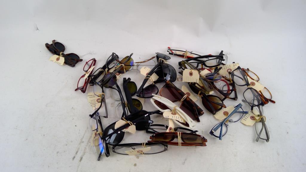 Sunglasses And Eyeglasses Bulk Lot,  20+ Pieces
