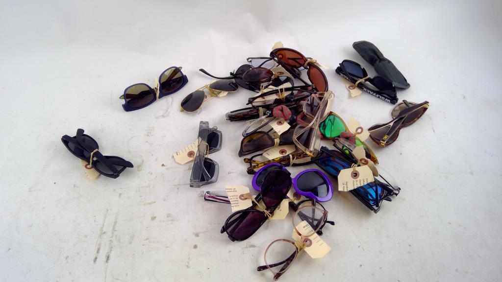 Sunglasses And Eyeglasses Bulk Lot,  20+ Pieces