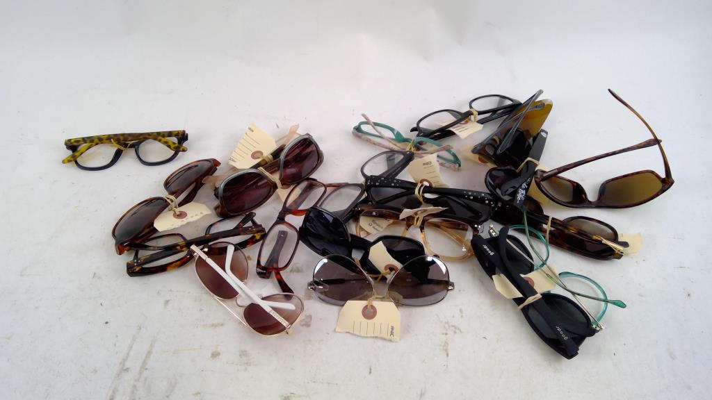 Sunglasses And Eyeglasses Bulk Lot,  20+ Pieces