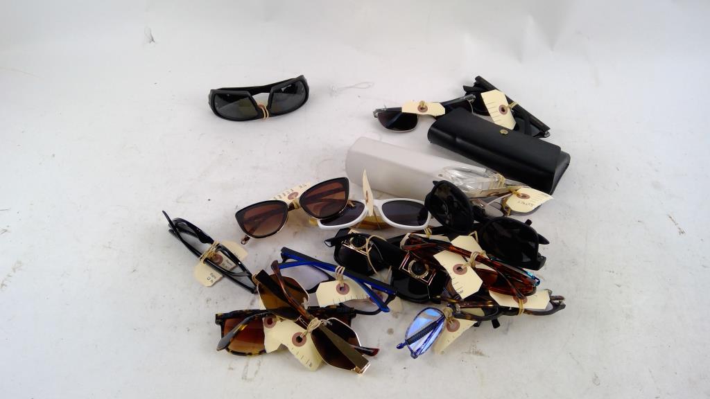 Sunglasses And Eyeglasses Bulk Lot,  20+ Pieces