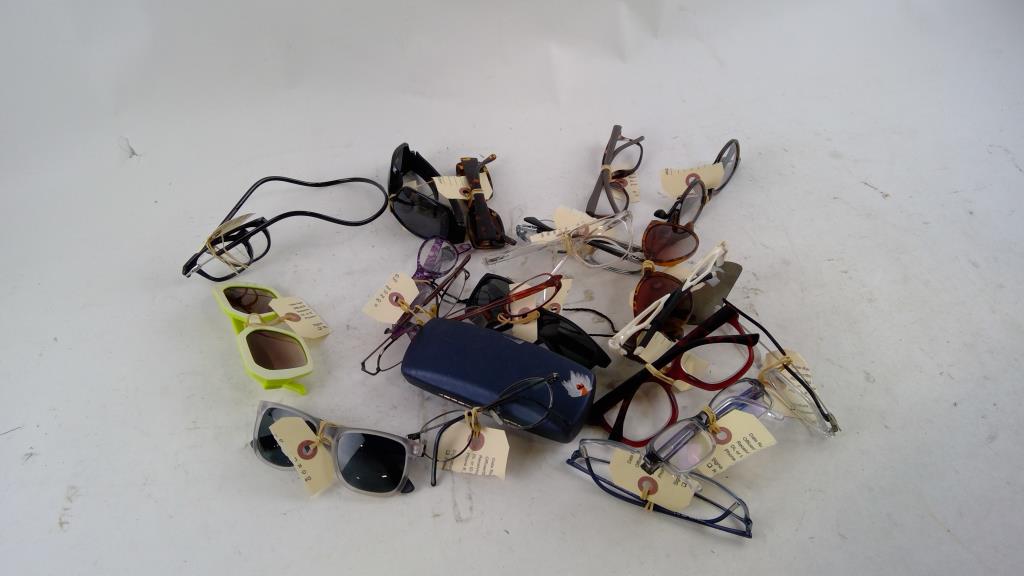 Sunglasses And Eyeglasses Bulk Lot,  20+ Pieces