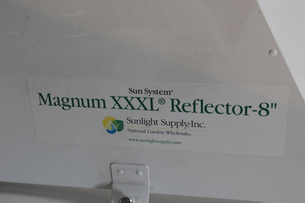 Sunlight Supply Sun System Magnum Xl 8 Reflector Property Room Sunlight Supply Sun System Magnum Xl 8 Reflector