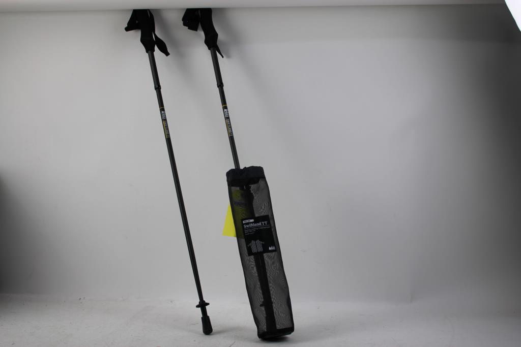 Swiftland TT Carbon Folding Trekking Poles Pair. 105cm