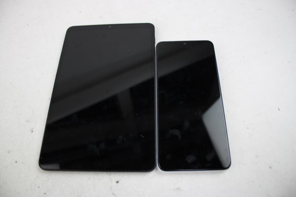 Tablet & Cell Phone Lot,2  Pieces, Sold For Parts