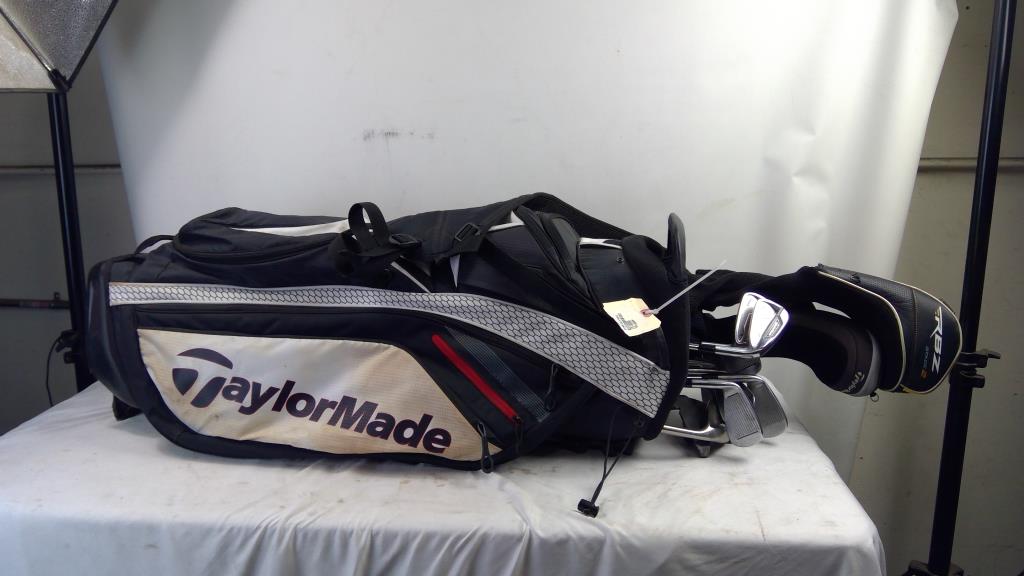 TaylorMade Golf Bag With Clubs, 16 Pieces