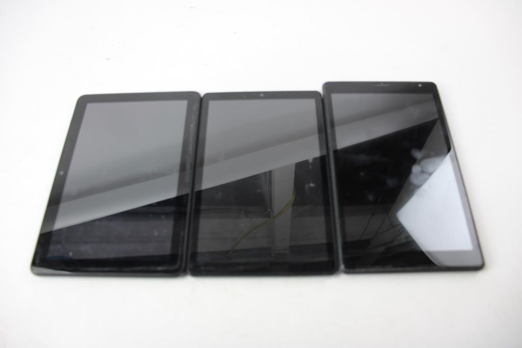 TCL, Amazon, Maxwest Tablet, 3 Pieces, Sold For Parts