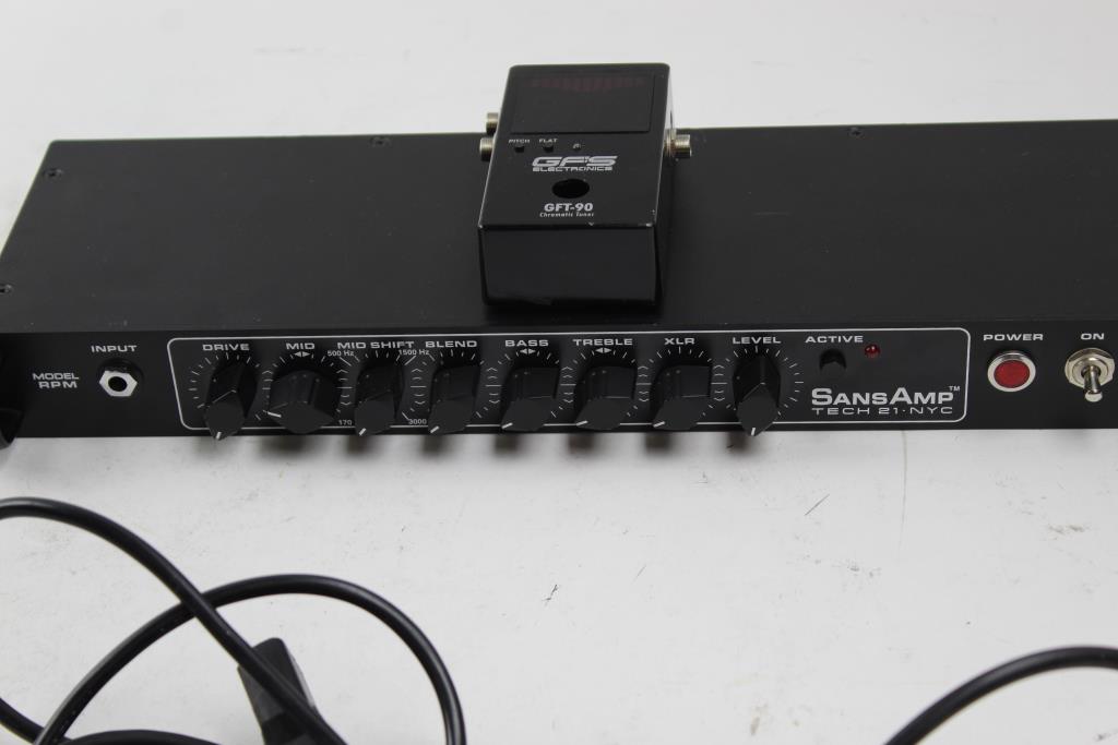 Tech 21 Sansamp RBI Rackmount Bass Amp , GFS Chromatic Tuner Property
