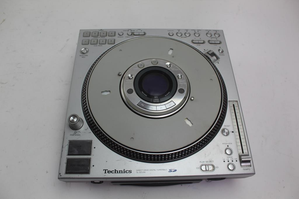 Technics SLDZ1200 Direct Drive Digital Turntable Property Room