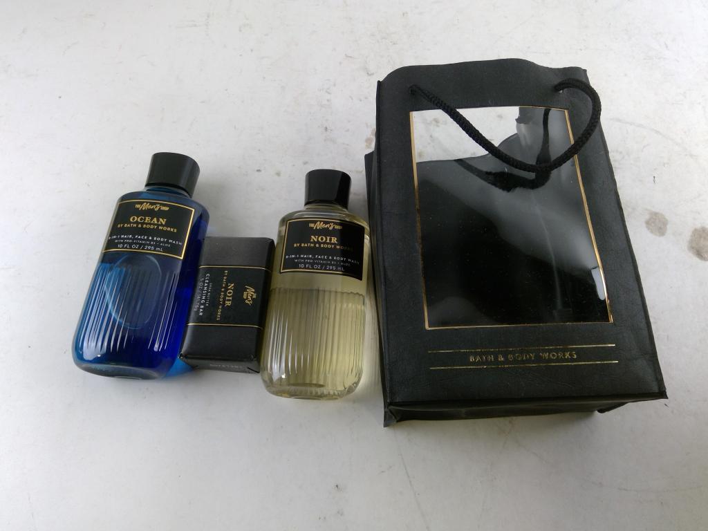 The Mens Shop Noir Cleansing Bar And More 3 Pieces