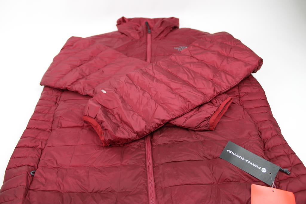The North Face 800 Pro Red Thunder Puffer Jacket, Large