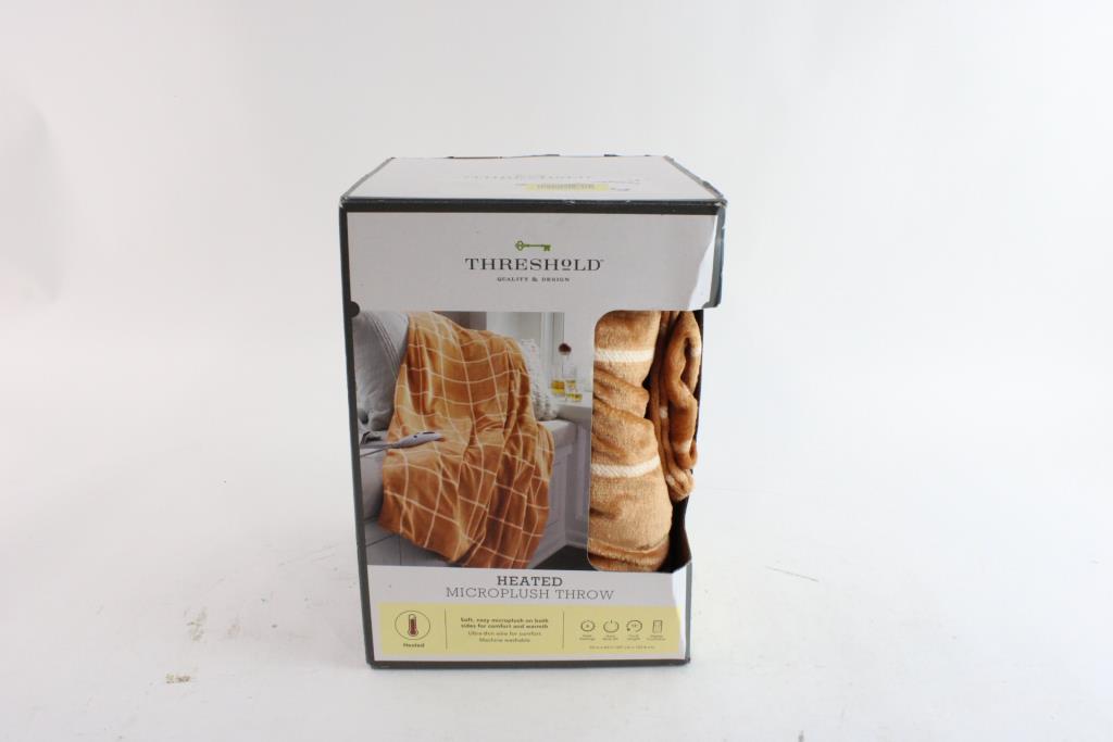 Threshold Heated Microplush Throw Property Room