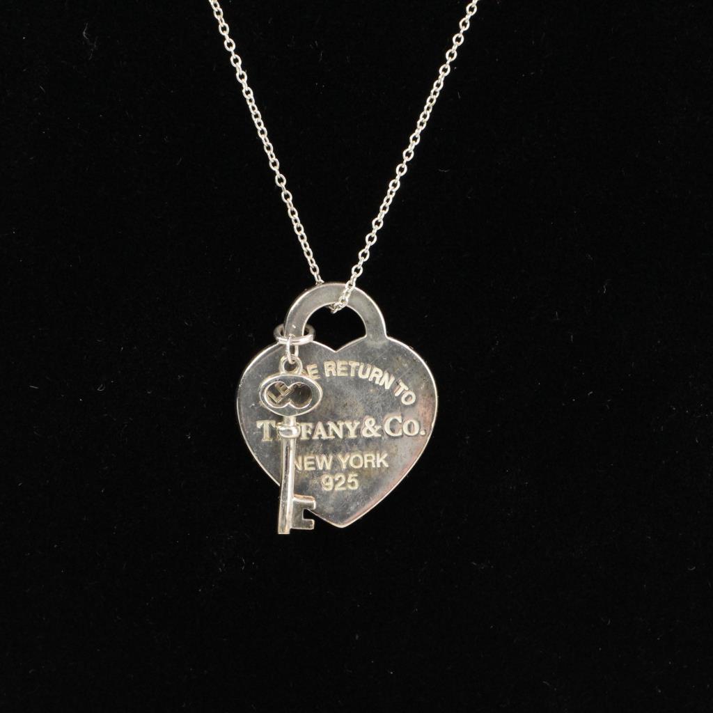Heart tag with key pendant clearance