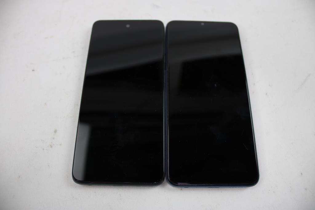 Tmobile & Motorola Cell Phone Lot, 2 Pieces, Sold For Parts