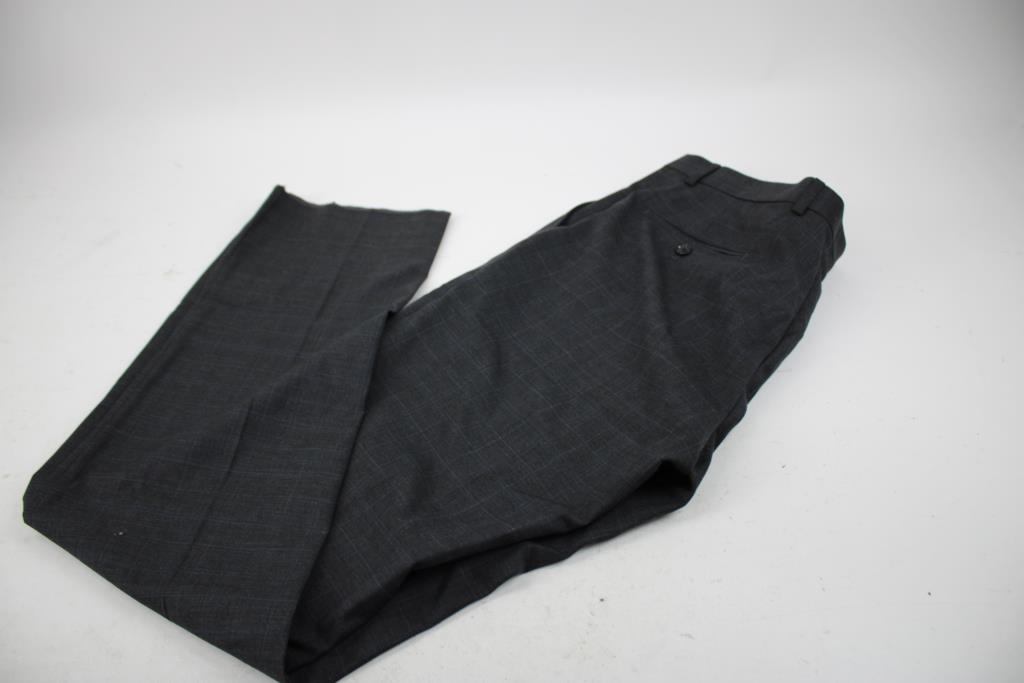 Tommy Hilfiger Pants Size 42R/36W